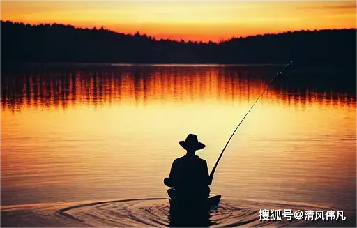 钓鱼逗鸟乐悠悠_钓鱼逗鸟乐悠悠是什么意思_钓鱼逗鸟乐悠悠是什么生肖