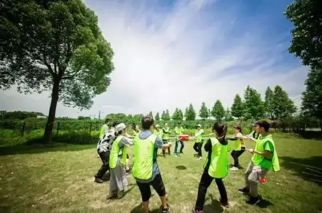 破冰游戏惩罚大全_破冰游戏规则_经典破冰游戏规则