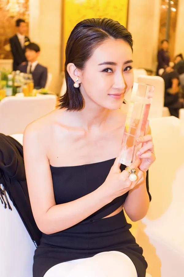 哈农钢琴指法练习60首_哈农钢琴练指法第一曲_钢琴的哈农指法是什么