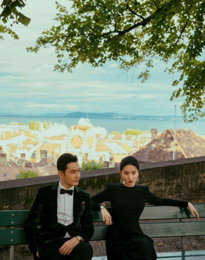 黄晓明baby中式婚纱照_黄晓明结婚中式礼服_黄晓明婚礼服