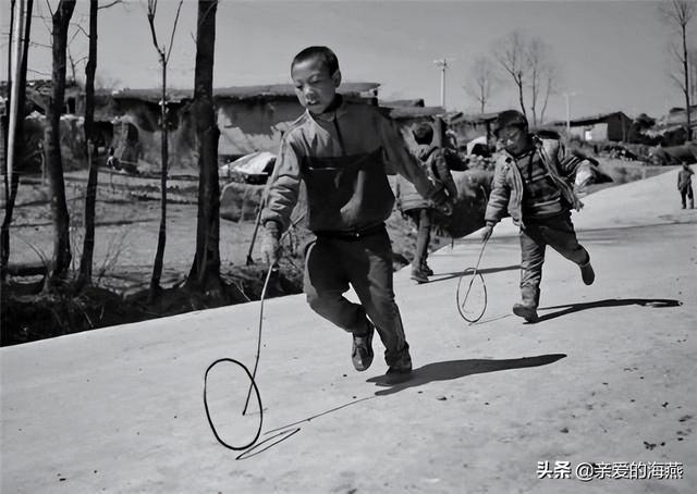 滚铁环制作的材料_滚铁环的制作方法和玩法作文_手工制作铁环滚铁圈