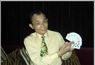纸牌背景壁纸_纸牌游戏背景图_纸牌游戏背景