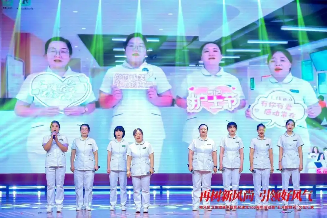 僵尸大战警察在哪个网站能玩_警察大战僵尸_僵尸大战警察游戏